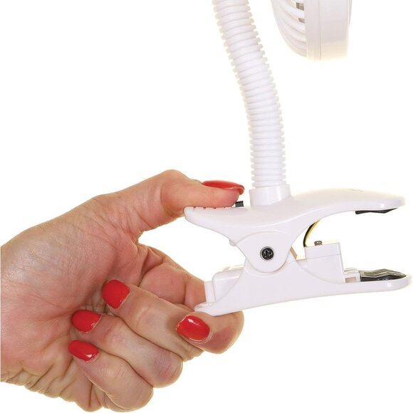 Dreambaby EZY-Fit Deluxe Clip on Fan - White - Picture 3 of 7